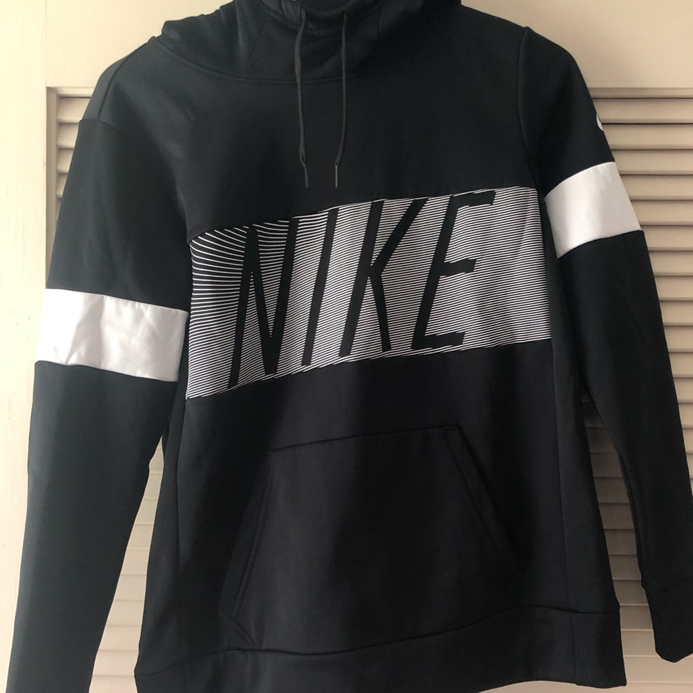 NIKE WORKOUT SWEATSHIRT